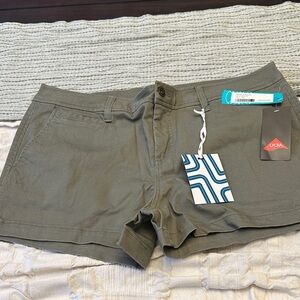 Market & Spruce Olive Cargo Shorts